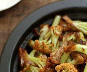 花菜怎么做好吃（西兰花怎么做好吃）