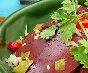 怎样鉴别猪血 怎样鉴别猪血块的真假