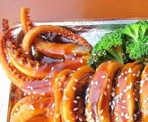 鱿鱼的功效与作用（鱿鱼的功效与作用禁忌）