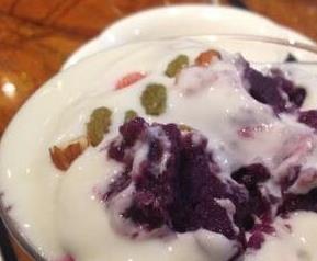 紫薯酸奶可以一起吃吗（紫薯酸奶可以一起吃吗宝宝）