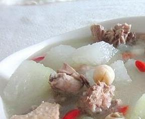 鸭肉怎么做好吃 鸭肉怎么做好吃又简单啤酒鸭