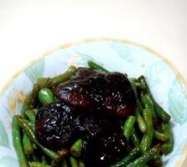 蚝油香菇焖扁豆做法步骤 扁豆炒香菇的做法