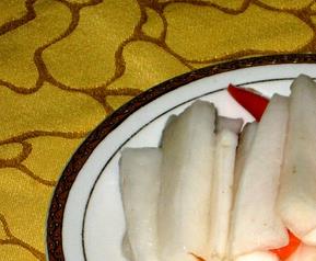 传统酸萝卜怎么腌制图解(传统酸萝卜的腌制方法)