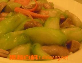 草菇烧丝瓜方法步骤（丝瓜烧平菇）