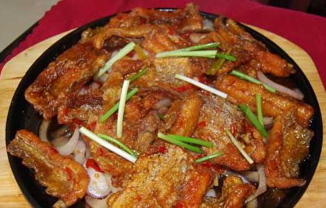 带鱼的营养价值（带鱼的营养价值及功效胆固醇）