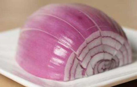 洋葱的功效与作用 洋葱的功效与作用禁忌和食用方法