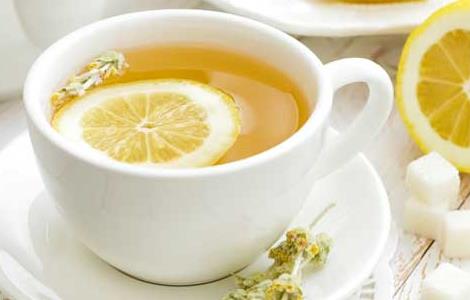 柠檬片泡水的副作用（柠檬片泡水的副作用和禁忌）
