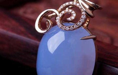 蓝玉髓的功效与作用 蓝玉髓的功效与作用是什么