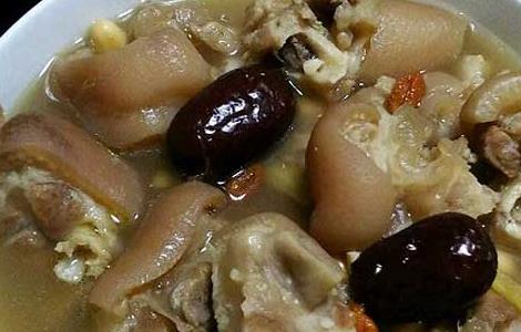 猪蹄炖黄豆下奶吗 猪蹄炖黄豆下奶吗 推荐几款下奶食谱