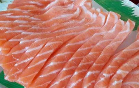 三文鱼不能和什么一起吃