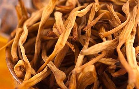 黄花菜不能和什么一起吃 黄花菜不能和什么一起吃相克