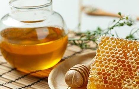 豆腐不能和什么一起吃 魔芋豆腐不能和什么一起吃