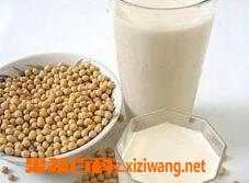 女人喝豆浆的好处和坏处（女人喝豆浆的好处和坏处图片）