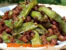 干煸豆角的做法步骤教程（干煸豆角的家常做法窍门）