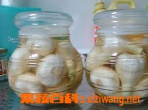 咸蒜的腌制方法技巧（腌制咸蒜的正确方法）