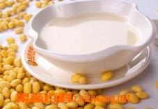 什么时候喝豆浆丰胸(喝豆浆丰胸多久有效果)