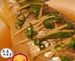 豆豉蒸黄鱼怎么做 豆豉蒸黄鱼怎么做最好吃