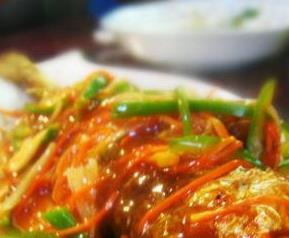 糖醋黄鱼怎么做(糖醋黄鱼怎么做好吃窍门)