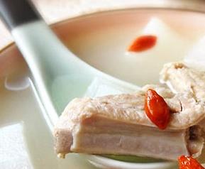 排骨炖萝卜做法 排骨炖萝卜做法视频