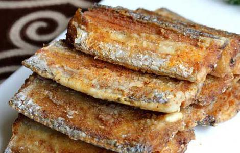 干炸带鱼的四种家常做法（干炸带鱼的四种家常做法窍门）