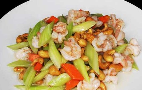 腰果虾仁的做法（腰果虾仁的做法家常菜）