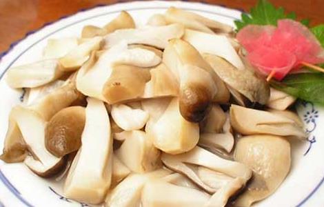 草菇炒肉的做法（草菇炒肉的做法窍门）