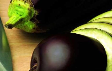 茄子有毒吗（生吃茄子有毒吗）