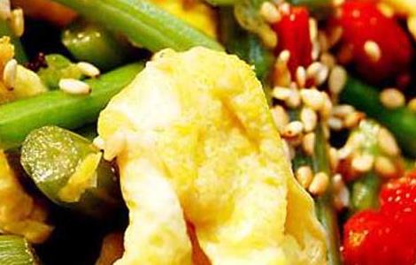 茼蒿炒鸡蛋的做法(茼蒿炒鸡蛋的做法大全窍门)