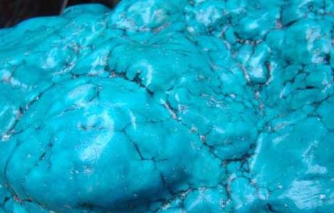 绿松石的鉴别方法（绿松石的鉴别方法图解）