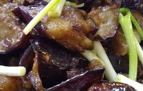 素炒茄子的家常做法（素炒茄子的家常做法简单）