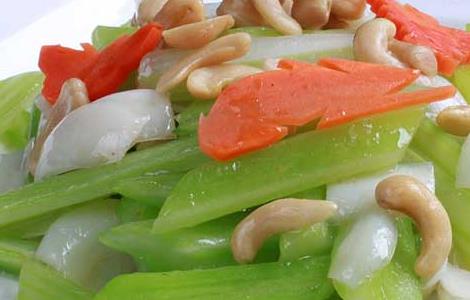 西芹腰果的功效及做法 西芹腰果的功效及做法窍门