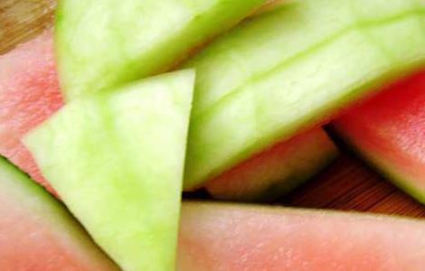 西瓜皮怎么做好吃 晒干西瓜皮怎么做好吃