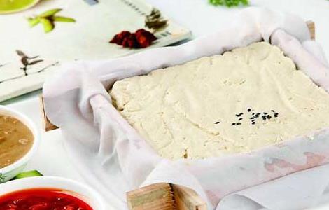 花生豆腐的功效及做法 花生豆腐的几种吃法