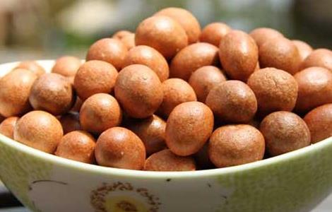 鱼皮花生的功效及做法(鱼皮花生的功效及做法窍门)