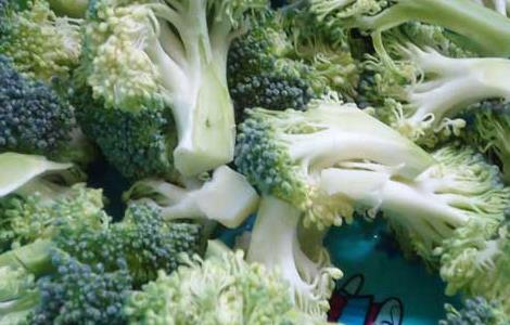 水煮西兰花的功效及做法 西兰花用开水煮吗