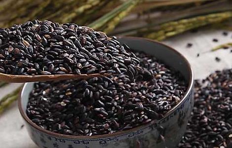 黑米掉色正常吗（黑米掉色正常吗图片）