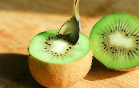 猕猴桃夏季的果园管理 猕猴桃果园冬季管理