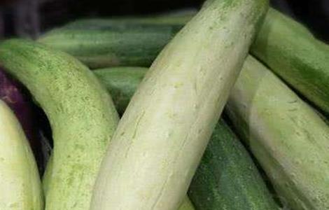 黄瓜空洞怎么办（黄瓜怎么挖空）