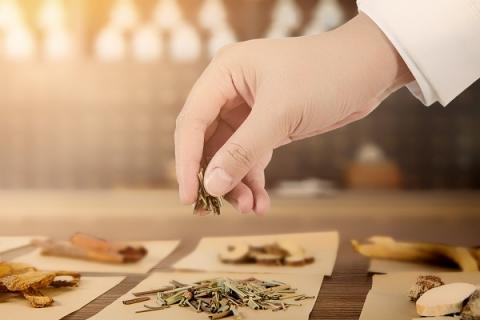 桃金娘根的功效与作用 桃金娘根的功效与作用及副作用