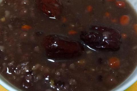 黑米红米糙米一起煮的功效与作用（糙米红米黑米饭功效）