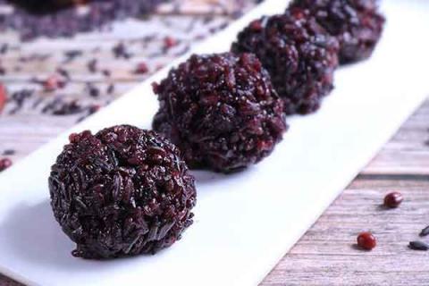 血糯米的功效与作用（黑米的功效和作用）