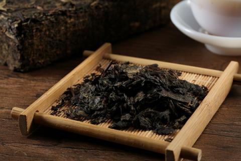 茯茶的功效与作用（茯苓的功效与作用的功能与主治）