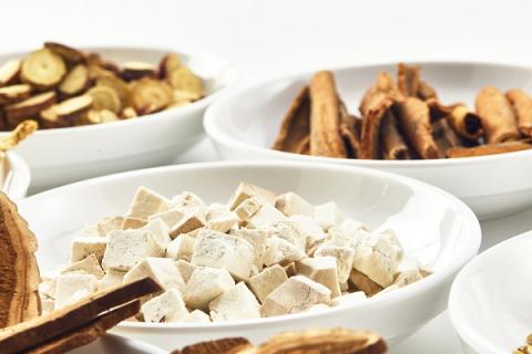 白伏岑的功效与作用(士伏苓的功效)