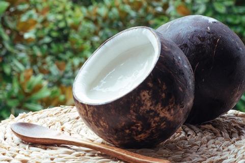 椰子肉的功效与作用 椰子汁的功效与作用