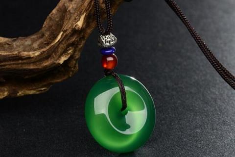 绿玉髓的功效与作用(绿玉髓的功效与作用点)