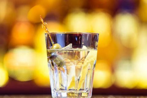 白酒的功效与作用（白酒对人体的好处）