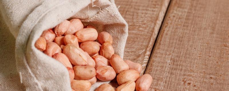 花生用什么肥料高产（花生放什么肥产量高）