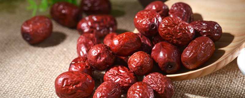 红枣生虫怎么办（红枣生虫怎么办还可以吃吗）