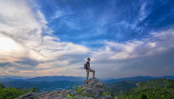 四明山最高峰是哪一个