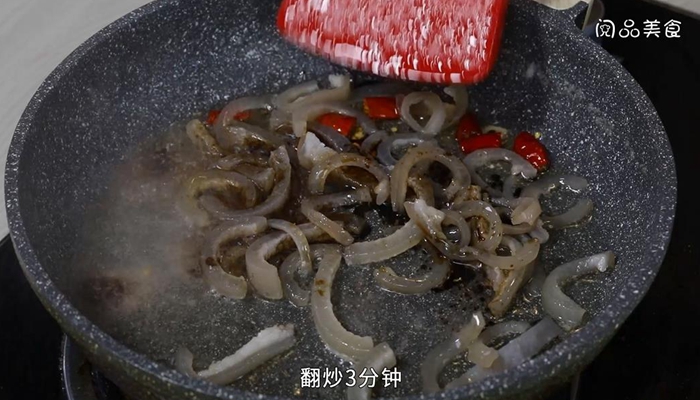 黄豆芽炒肉皮的做法